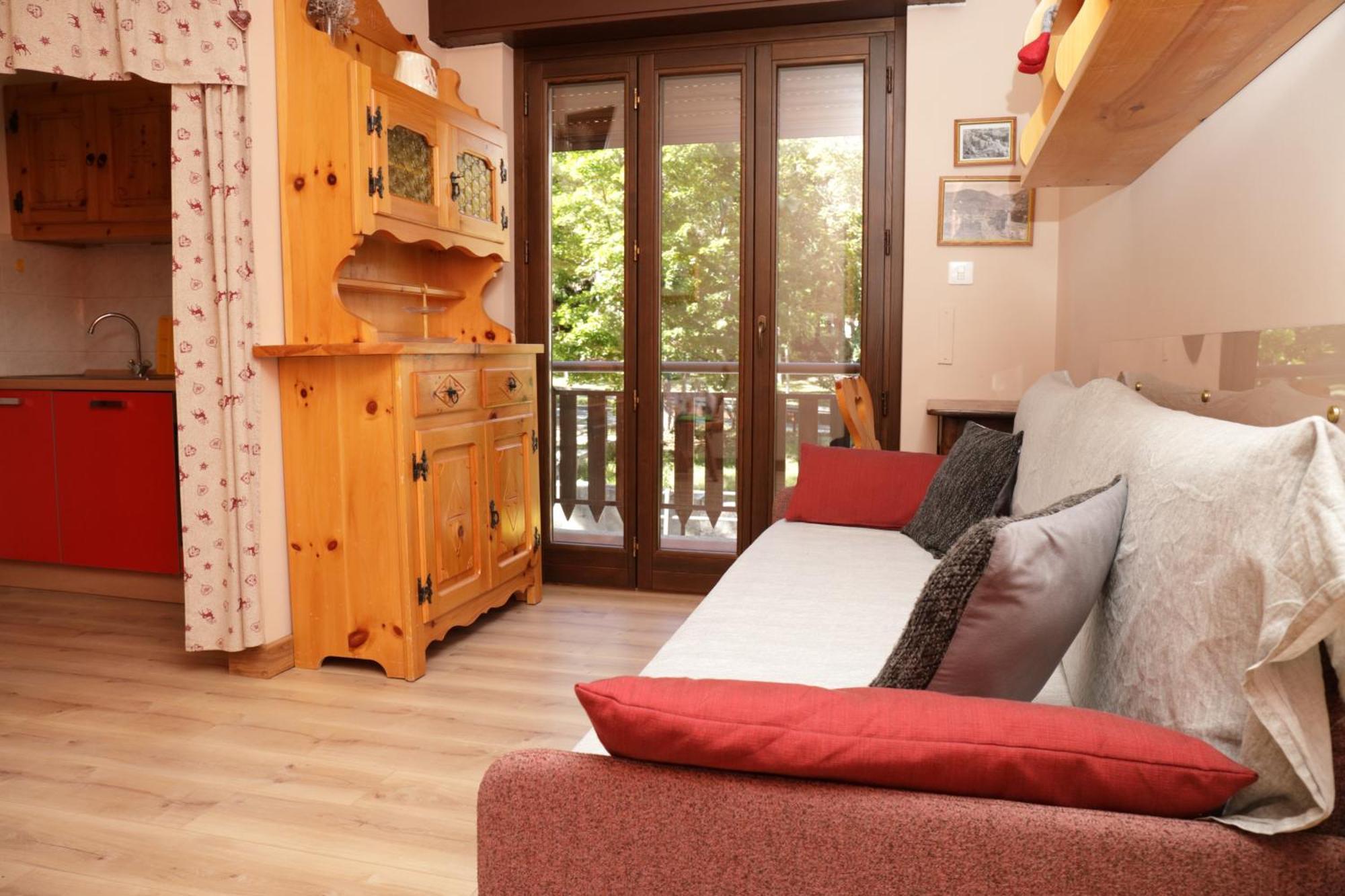 Casa Vacanze Limone リモーネ・ピエモンテ エクステリア 写真